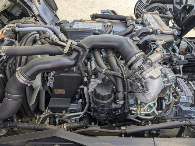 UDトラックス（日産） コンドル 中型 アルミウィング 2RG-BRR90T2(95550) 43枚目