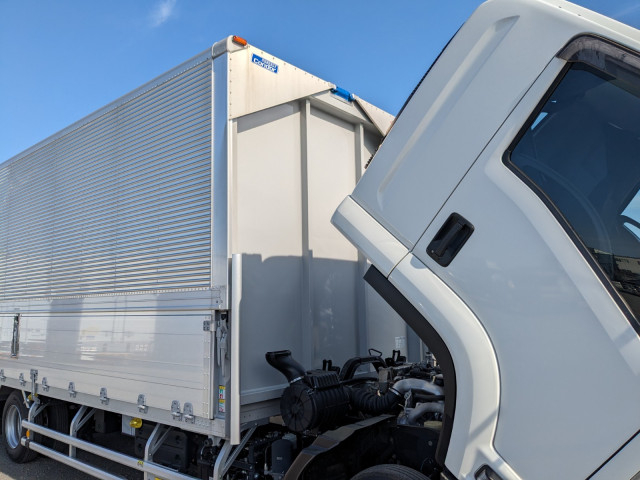 UDトラックス（日産） コンドル 中型 アルミウィング 2RG-BRR90T2(95550) 48枚目