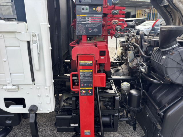 いすゞ フォワード 中型 クレーン付き 2PG-FRR90S1(95553) 19枚目