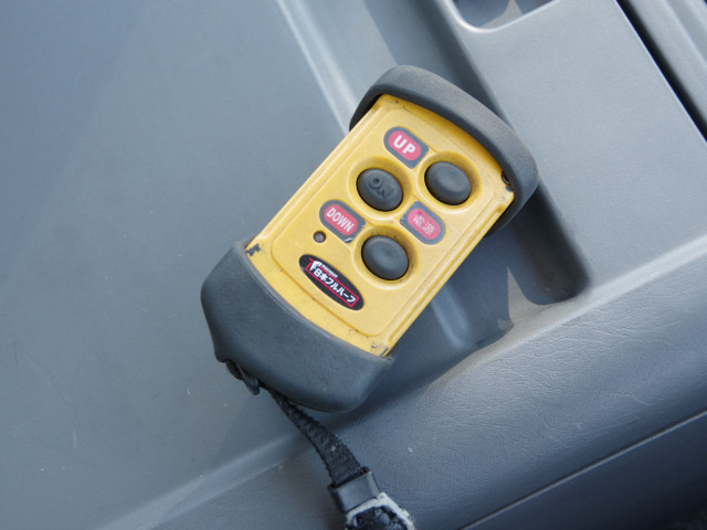 いすゞ フォワード 中型 アルミバン 2RG-FRR90S2(95552) 30枚目