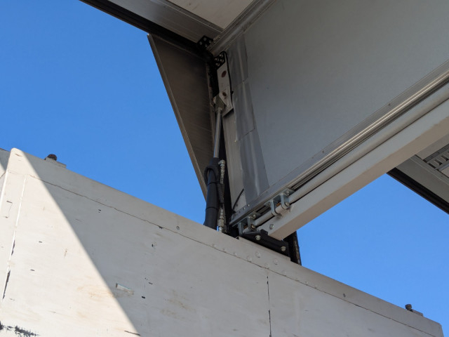 三菱ふそう スーパーグレート 大型 アルミウィング QPG-FS64VZ(95556) 23枚目