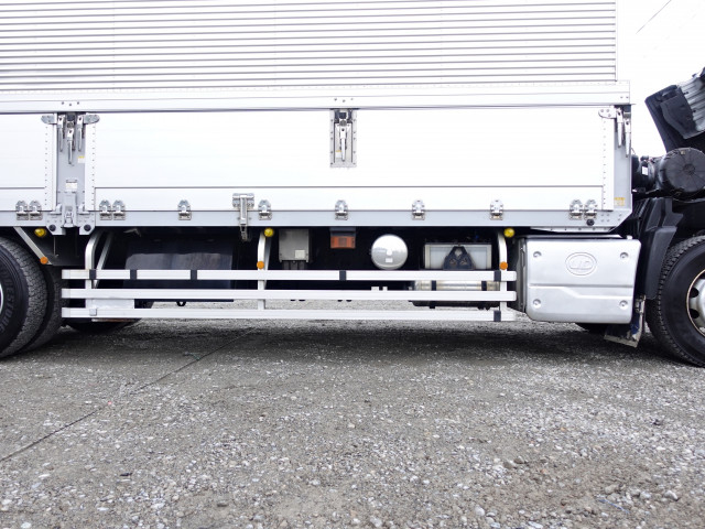 UDトラックス（日産） クオン 大型 アルミウィング 2PG-CD5CA(95557) 16枚目