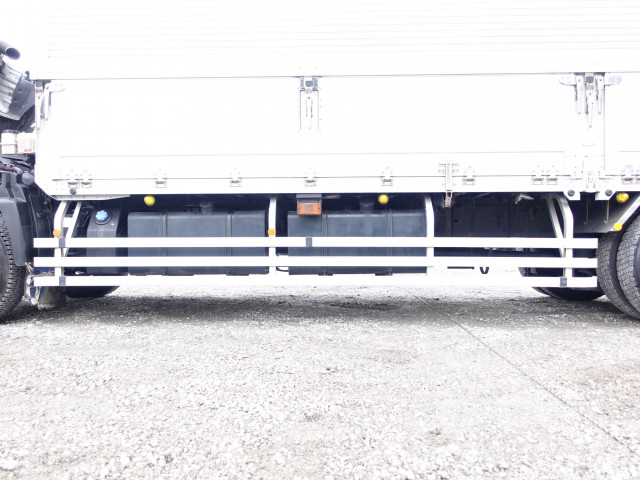 UDトラックス（日産） クオン 大型 アルミウィング 2PG-CD5CA(95557) 20枚目