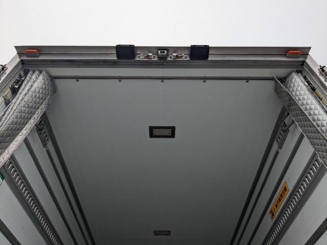 いすゞ フォワード 中型 冷凍冷蔵バン TKG-FRR90S2(95561) 15枚目