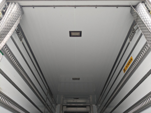 いすゞ フォワード 中型 冷凍冷蔵バン TKG-FRR90S2(95561) 17枚目