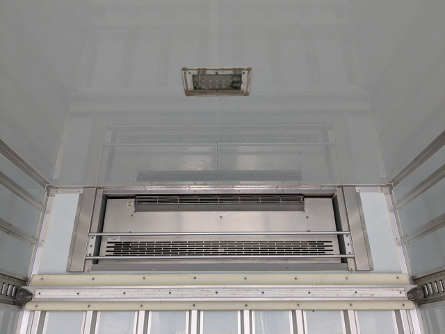 いすゞ フォワード 中型 冷凍冷蔵バン TKG-FRR90S2(95561) 19枚目