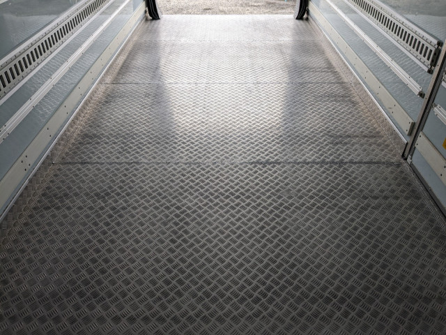 いすゞ フォワード 中型 冷凍冷蔵バン TKG-FRR90S2(95561) 22枚目