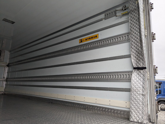 いすゞ フォワード 中型 冷凍冷蔵バン TKG-FRR90S2(95561) 23枚目