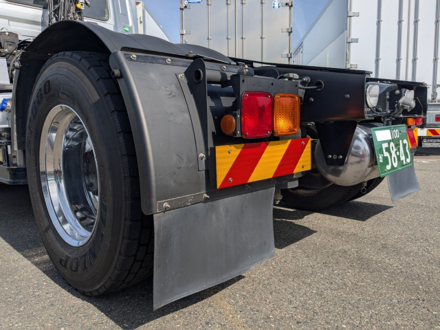 UDトラックス（日産） クオン 大型 トラクタ（シングル） QKG-GK6XAD(95562) 7枚目