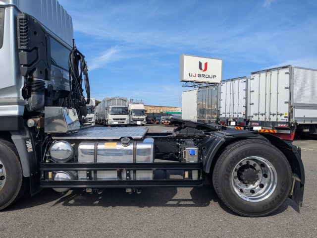 UDトラックス（日産） クオン 大型 トラクタ（シングル） QKG-GK6XAD(95562) 16枚目