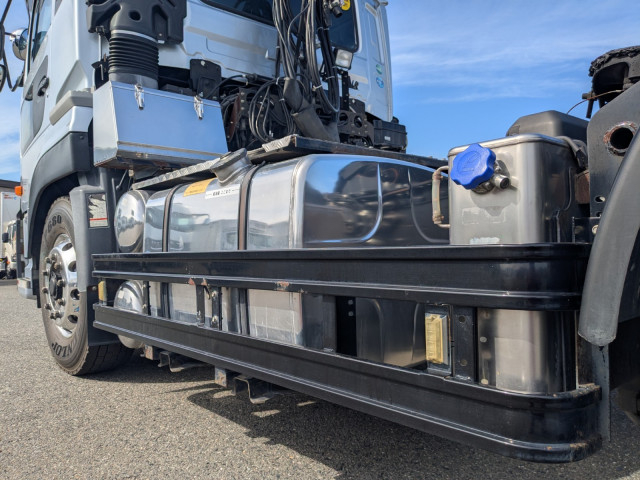 UDトラックス（日産） クオン 大型 トラクタ（シングル） QKG-GK6XAD(95562) 18枚目