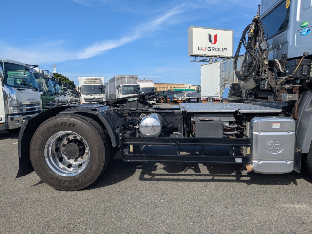 UDトラックス（日産） クオン 大型 トラクタ（シングル） QKG-GK6XAD(95562) 21枚目