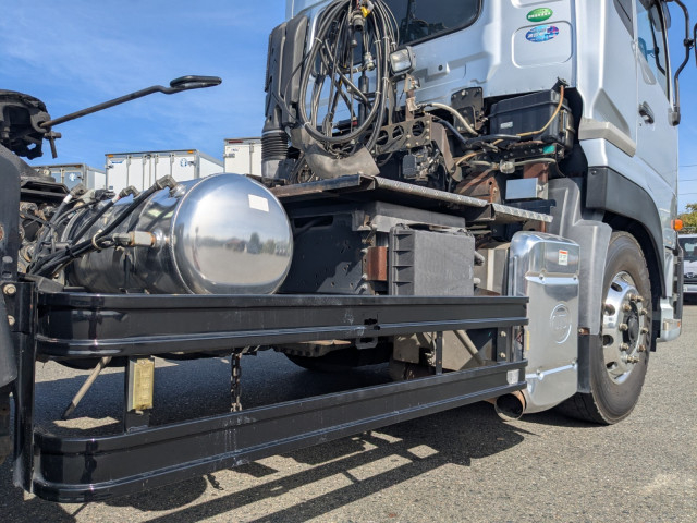 UDトラックス（日産） クオン 大型 トラクタ（シングル） QKG-GK6XAD(95562) 23枚目