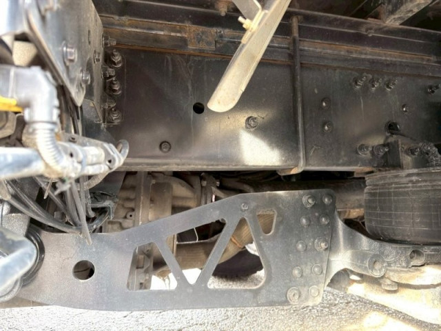 UDトラックス（日産） クオン 大型 平ボディ 2PG-CG5CE(95565) 9枚目