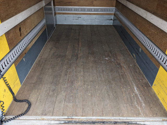 トヨタ ダイナ 小型 アルミバン TKG-XZC600(95566) 15枚目