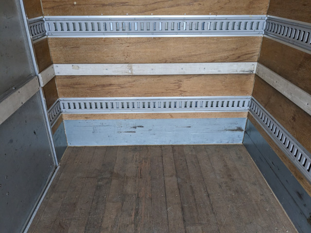 トヨタ ダイナ 小型 アルミバン TKG-XZC600(95566) 17枚目