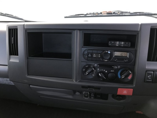 いすゞ エルフ 小型 平ボディ TRG-NPR85AR(95568) 11枚目