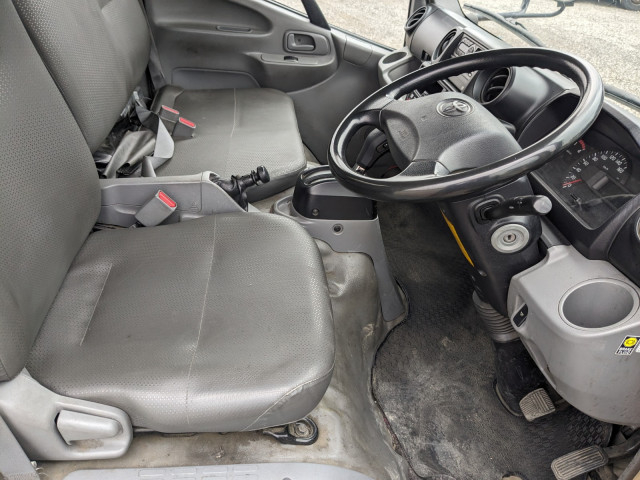 トヨタ ダイナ 小型 アルミバン TKG-XZC600(95566) 37枚目