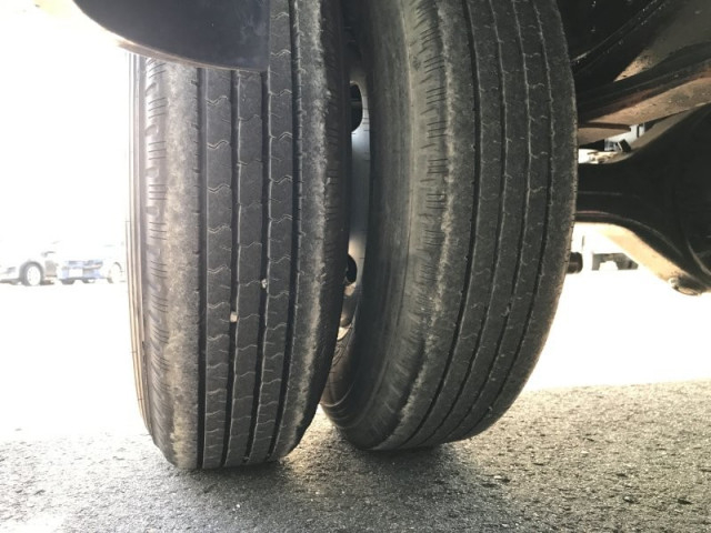 いすゞ エルフ 小型 平ボディ TRG-NPR85AR(95568) 20枚目