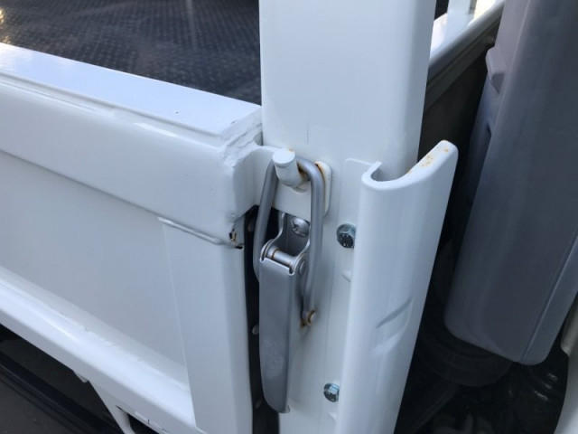 いすゞ エルフ 小型 平ボディ TRG-NPR85AR(95568) 31枚目