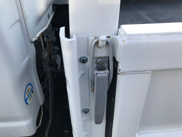 いすゞ エルフ 小型 平ボディ TRG-NPR85AR(95568) 34枚目