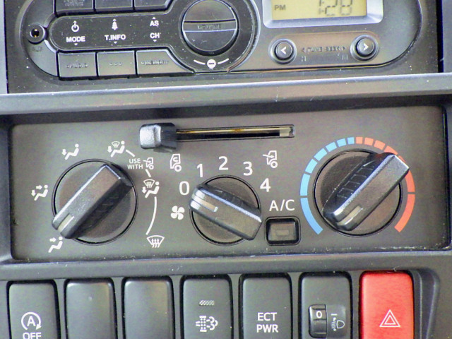 トヨタ ダイナ 小型 冷凍冷蔵バン TPG-XZU712(95571) 31枚目