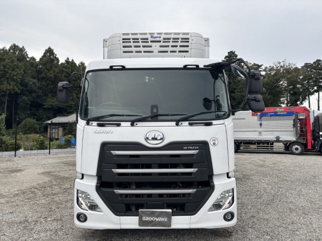 UDトラックス（日産） クオン 大型 冷凍冷蔵バン 2PG-CG5CA(95574) 5枚目