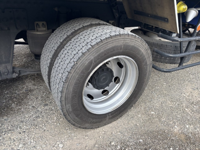 UDトラックス（日産） クオン 大型 冷凍冷蔵バン 2PG-CG5CA(95574) 47枚目