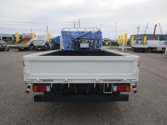 日野 デュトロ 小型 クレーン付き TPG-XZU700M(95575) 7枚目