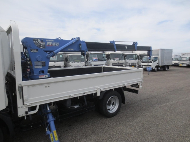 日野 デュトロ 小型 クレーン付き TPG-XZU700M(95575) 12枚目