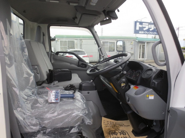 日野 デュトロ 小型 クレーン付き TPG-XZU700M(95575) 15枚目