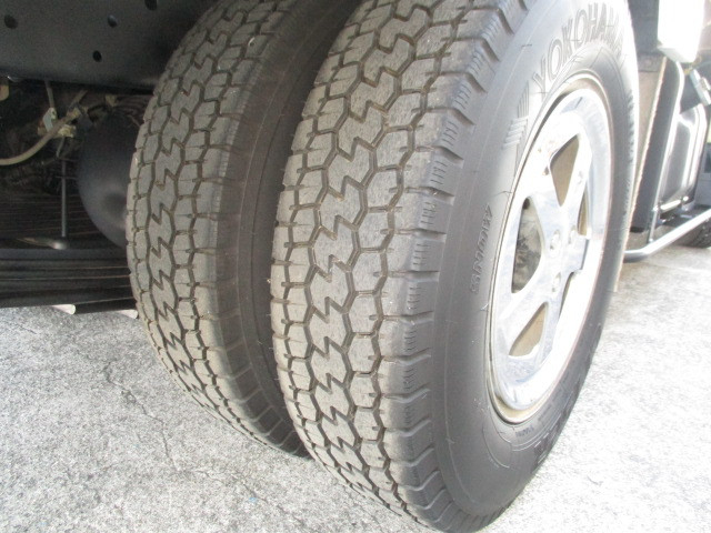 いすゞ エルフ 小型 平ボディ TRG-NKR85A(95579) 20枚目