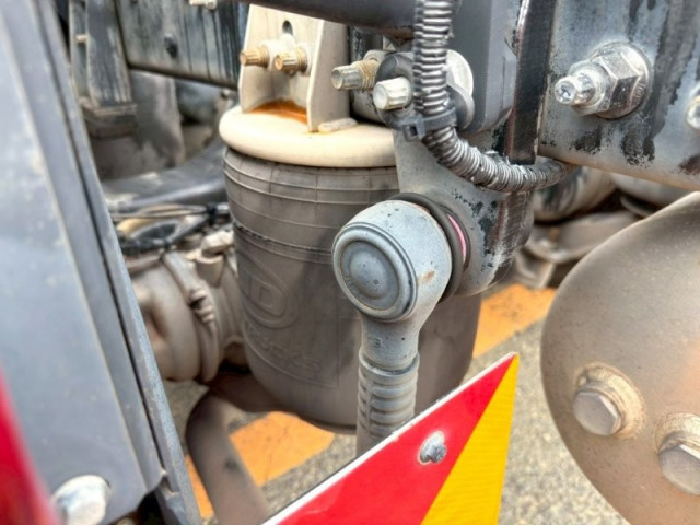 UDトラックス（日産） クオン 大型 トラクタ（シングル） 2PG-GK5AAB(95586) 6枚目