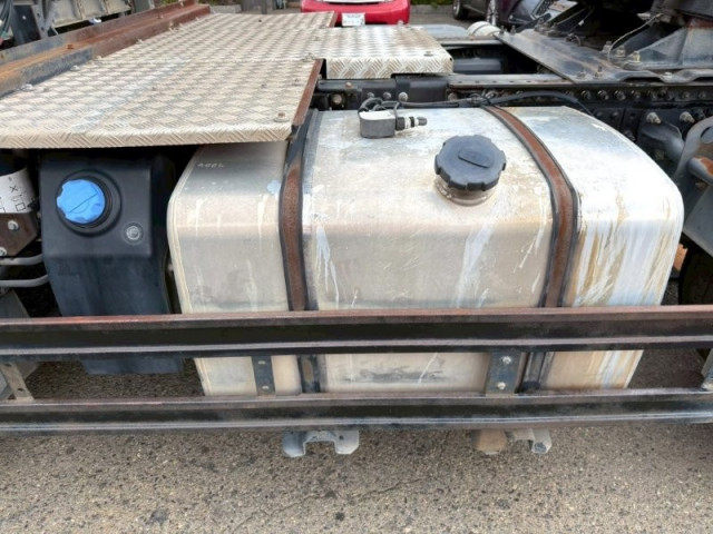 UDトラックス（日産） クオン 大型 トラクタ（シングル） 2PG-GK5AAB(95586) 10枚目