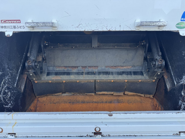 三菱ふそう キャンター 小型 塵芥車（プレス式） TPG-FEA50(95587) 9枚目