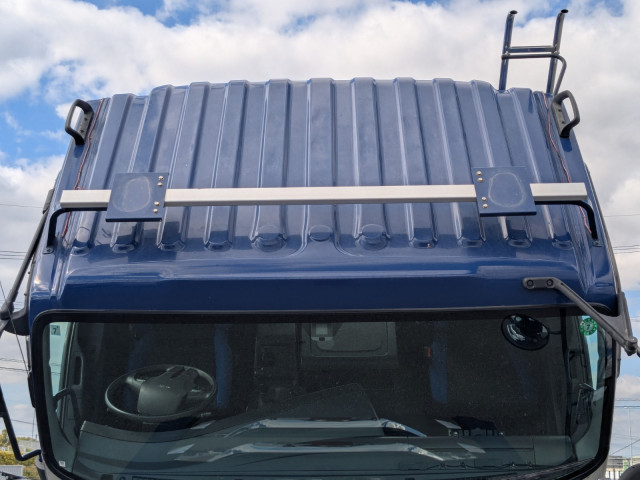 いすゞ ギガ 大型 トラクタ（シングル） QKG-EXD52BD(95589) 32枚目