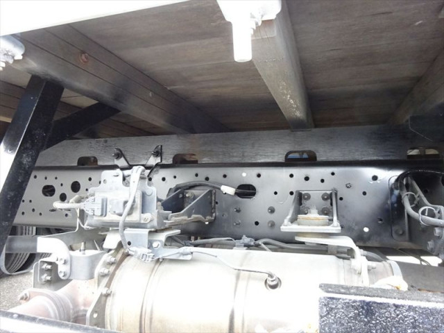 日野 レンジャー 中型 平ボディ 2KG-FD2ABA(95592) 8枚目