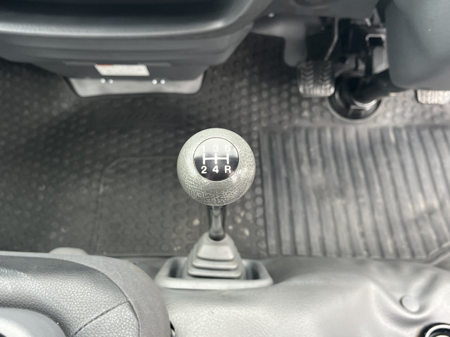 マツダ ボンゴ 小型 平ボディ DBF-SLP2T(95591) 17枚目