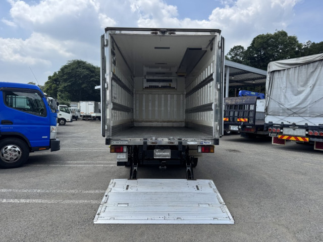 いすゞ エルフ 小型 冷凍冷蔵バン TPG-NPR85AN(95596) 10枚目