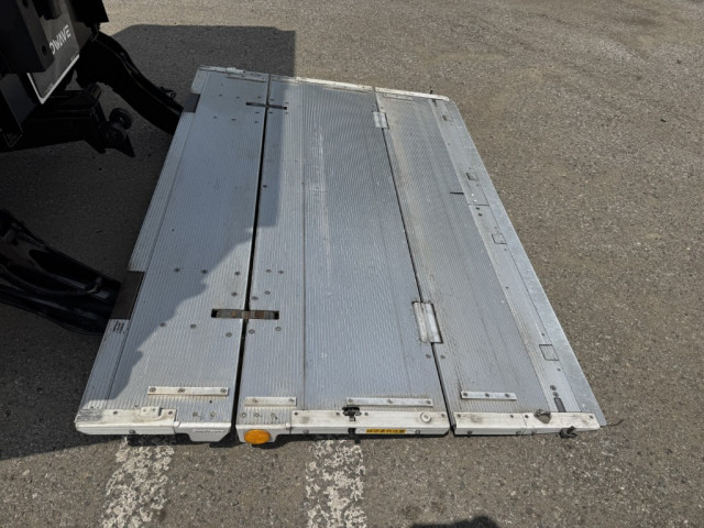 いすゞ エルフ 小型 冷凍冷蔵バン TPG-NPR85AN(95596) 12枚目