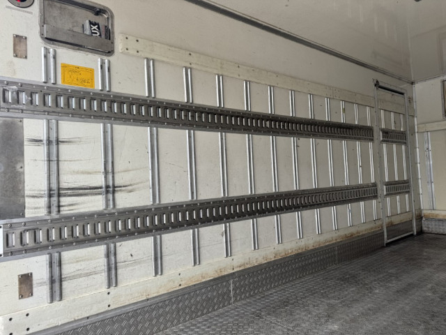 いすゞ エルフ 小型 冷凍冷蔵バン TPG-NPR85AN(95596) 13枚目