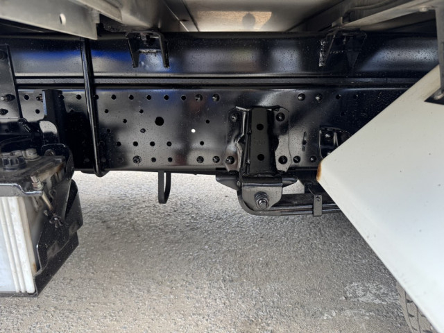 いすゞ エルフ 小型 冷凍冷蔵バン TPG-NPR85AN(95596) 24枚目