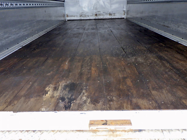 日野 レンジャー 中型 アルミウィング 2KG-FD2ABA(95597) 11枚目