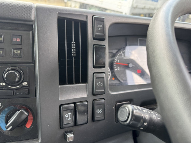 いすゞ エルフ 小型 冷凍冷蔵バン TPG-NPR85AN(95596) 33枚目