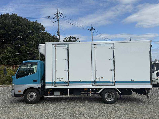 日野 デュトロ 小型 冷凍冷蔵バン TKG-XZU722M(95599) 7枚目