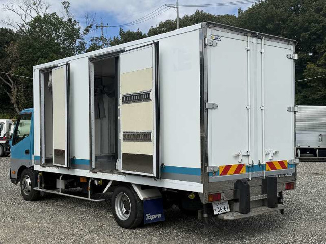 日野 デュトロ 小型 冷凍冷蔵バン TKG-XZU722M(95599) 9枚目