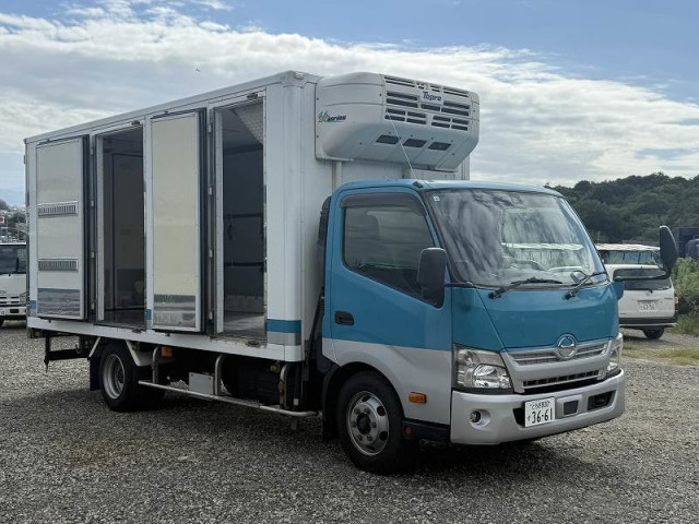 日野 デュトロ 小型 冷凍冷蔵バン TKG-XZU722M(95599) 11枚目