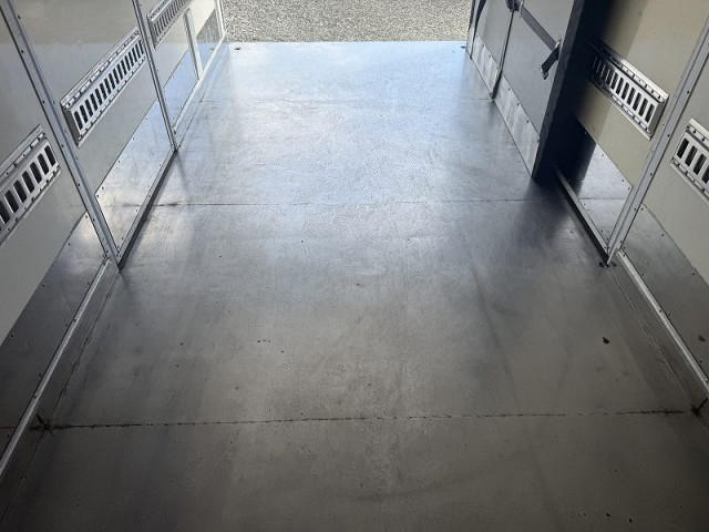 日野 デュトロ 小型 冷凍冷蔵バン TKG-XZU722M(95599) 18枚目