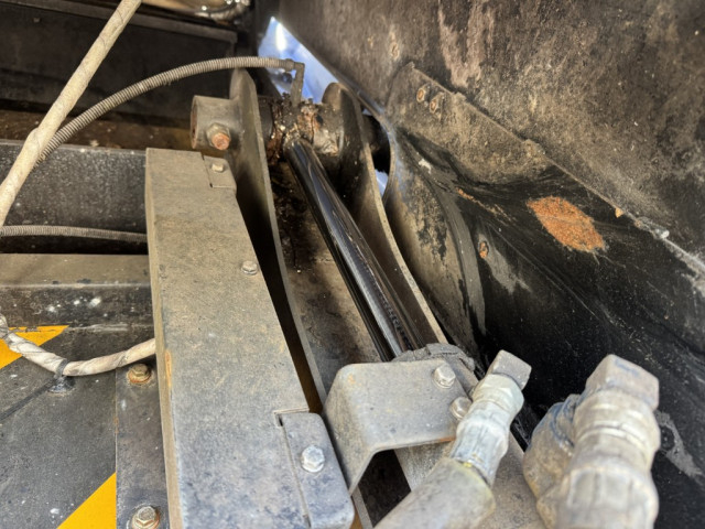 日野 デュトロ 小型 塵芥車（プレス式） TKG-XZU600X(95600) 13枚目