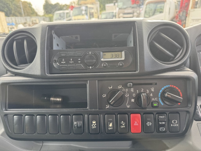 日野 デュトロ 小型 塵芥車（プレス式） TKG-XZU600X(95600) 31枚目